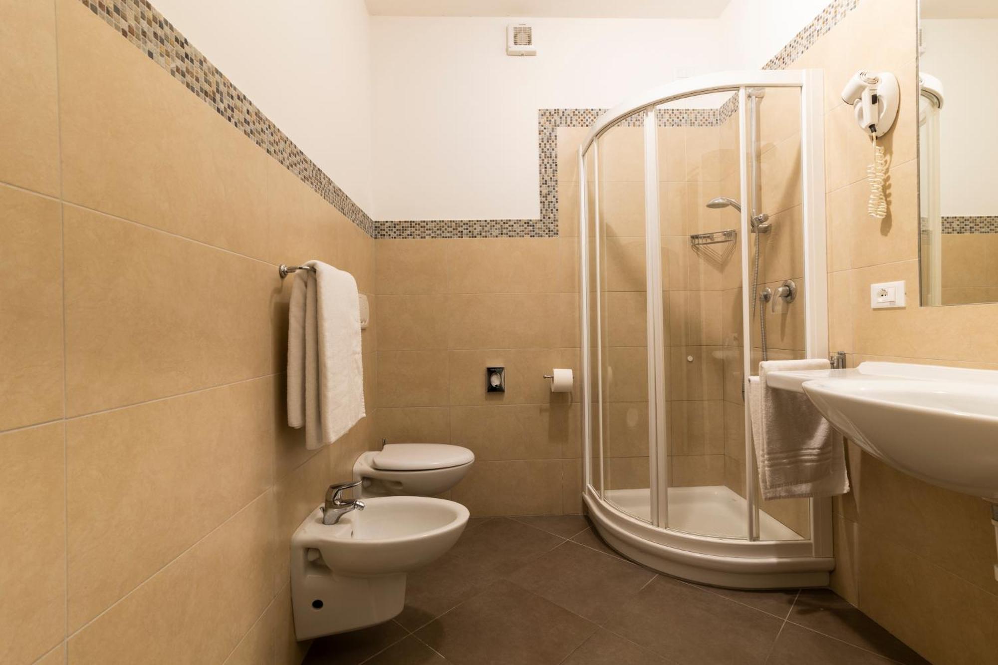 Hotel Miami Lido di Jesolo Rum bild